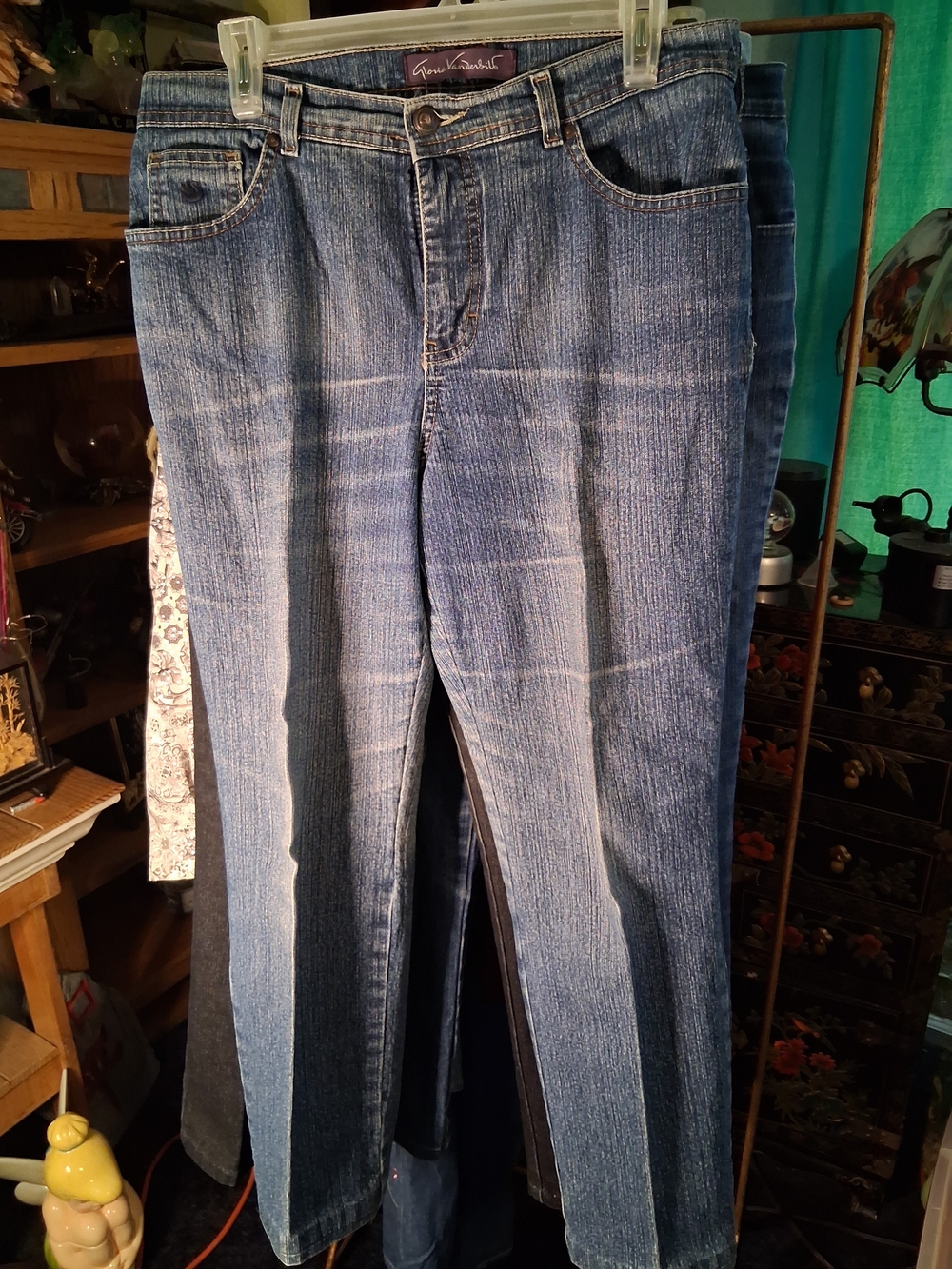 Gloria Vanderbilt Blue Straight-Leg Jeans